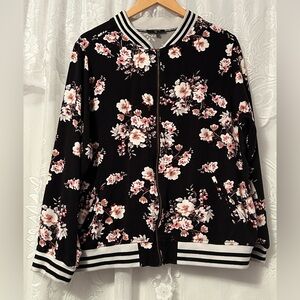 Torrid Floral Bomber Jacket Black Pink Zip Front Lightweight Size 3 Plus Size